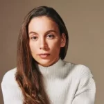 速递｜Murati 开始从 OpenAI 挖人，o1 完整版或在年底前发布！-